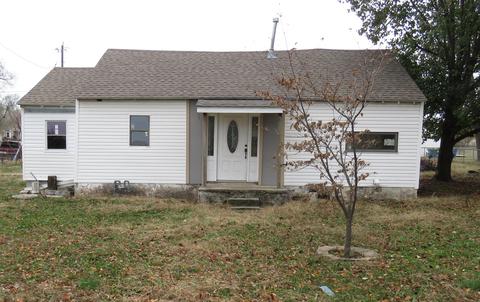 802 E 17th St, Joplin, MO 64804 photo 1
