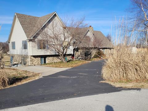 2121 E 12th St, Carthage, MO 64836 photo 1