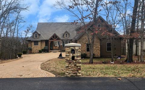 620 Crossing Dr, Branson West, MO 65737 photo 1