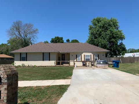115 S Pinecrest Ave, Strafford, MO 65757 photo 1