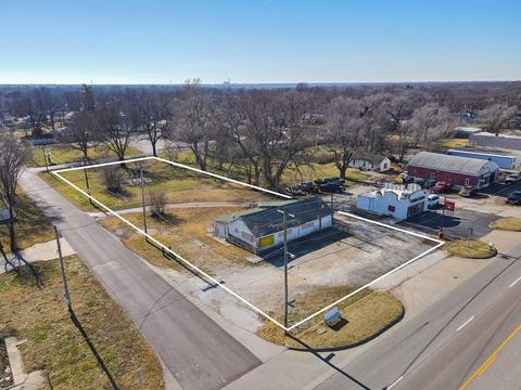 2904 W Chestnut Expy, Springfield, MO 65802 photo 1