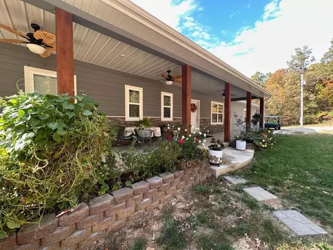 300 Earl St, Thayer, MO 65791 photo 1