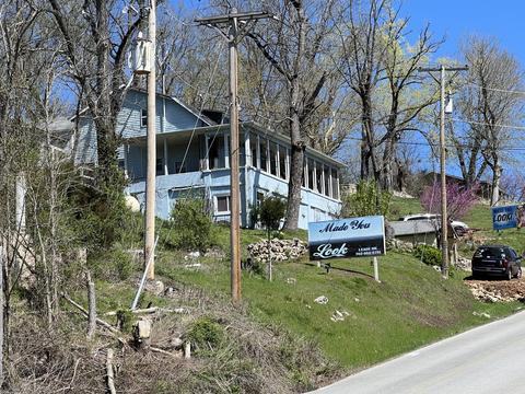 185 Jefferson St, Forsyth, MO 65653 photo 1