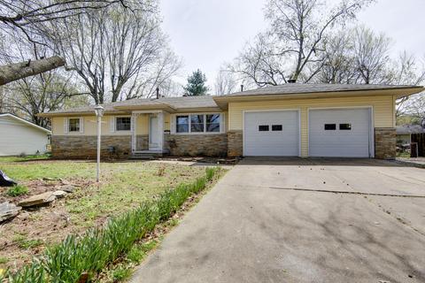604 E Greenwood St, Springfield, MO 65807 photo 1