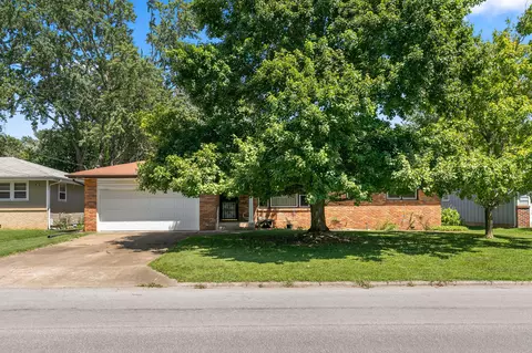 2300 S Virginia Ave, Springfield, MO 65807 photo 1