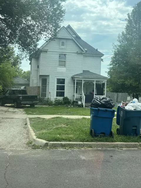 1322 N Broadway Ave, Springfield, MO 65802 photo 1