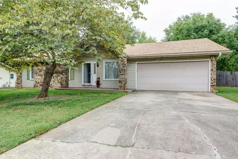 3123 W Wick St, Springfield, MO 65810 photo 1