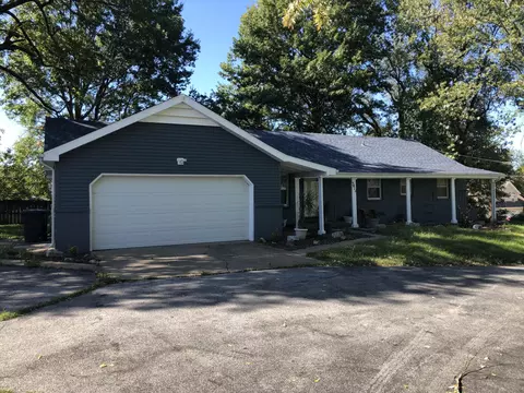 3411 S Cox Ave, Springfield, MO 65807 photo 1