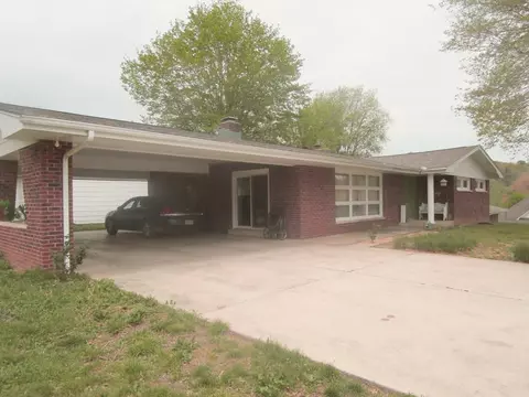 320 Temple Ave, Ellington, MO 63638 photo 1