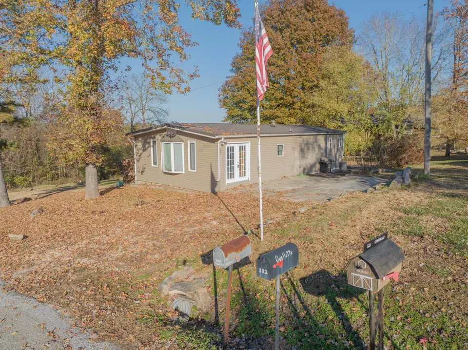 332 Hummingbird Ln, Shell Knob, MO 65747 22 Photos Movoto