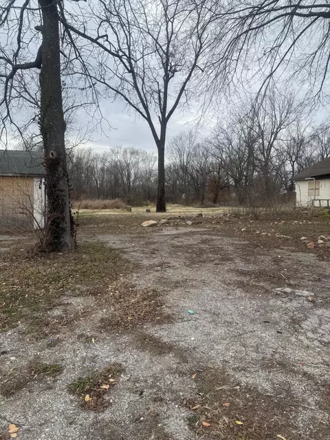 535 N Hillcrest Ave, Springfield, MO 65802 photo 1