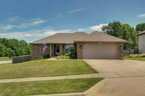 4474 N Shirley Ave, Springfield, MO 65803 photo 1