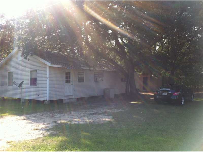 25231 Giles Rd, Springfield, LA 70462 photo 1