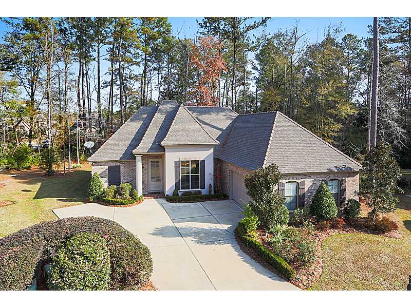 421 Gray Eagle Ct, Covington, LA 70433 photo 1