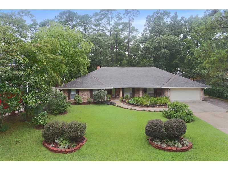 206 Nottoway Dr, Mandeville, LA 70471 photo 1