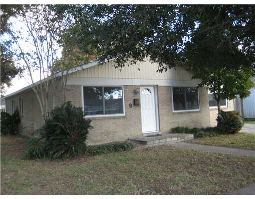 9 Furman Cr, Kenner, LA 70065 photo 1
