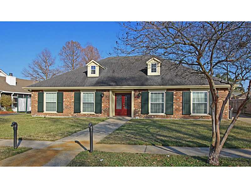 18 Ranier Dr, Kenner, LA 70065 photo 1