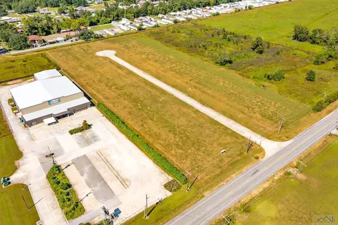 2700 Coteau Rd, Houma, LA 70360