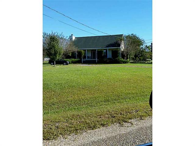 215 Simalusa Dr, Covington, LA 70435 photo 1