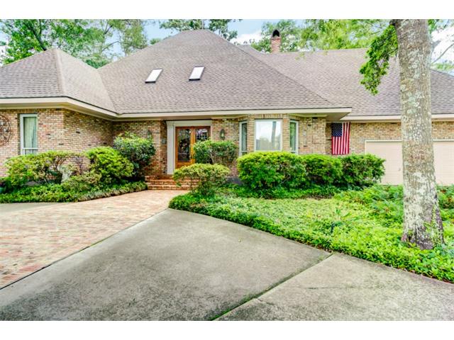 247 Evangeline Dr, Mandeville, LA 70471 photo 1