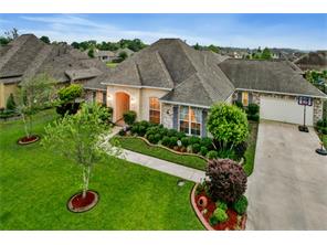 210 Lac Cypriere Dr, Luling, LA 70070 photo 1