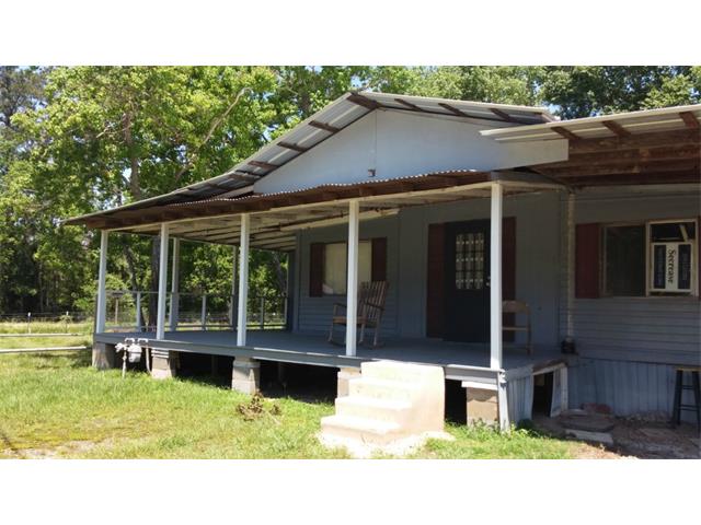 26147 Easterly Ln, Maurepas, LA 70449 photo 1