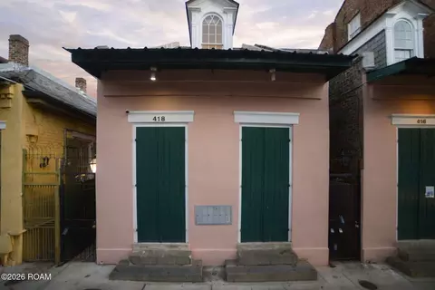 418 Burgundy St #8, New Orleans, LA 70112
