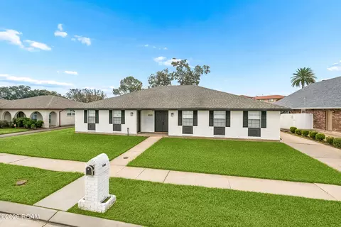 8020 Morrison Rd, New Orleans, LA 70126