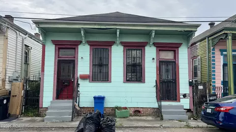 2108 Magnolia St, New Orleans, LA 70113