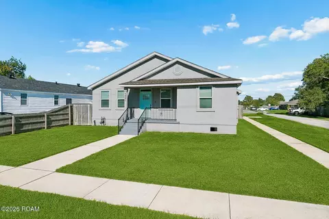7601 Lacombe St, New Orleans, LA 70127
