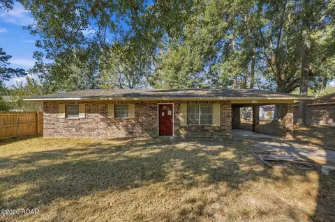 123 W Lester St, Ville Platte, LA 70586