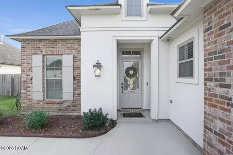 17176 Ledgestone Dr, Prairieville, LA 70769