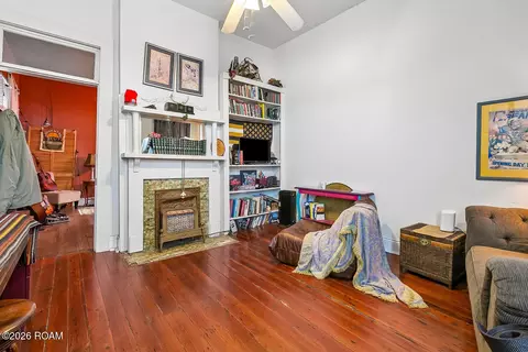 8133 Apple St, New Orleans, LA 70118