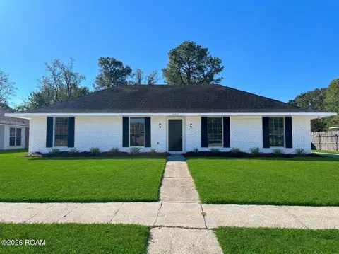 10402 Sunny Cline Dr, Baton Rouge, LA 70814
