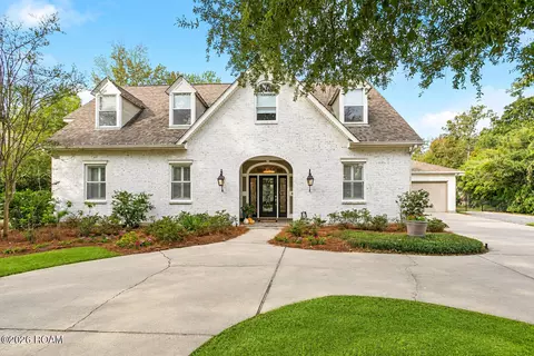 6 Falcon Dr, Mandeville, LA 70471