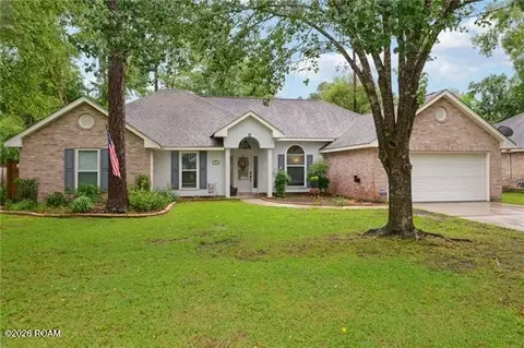 370 Sioux Dr, Abita Springs, LA 70420