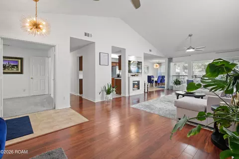 Entry Way - 1009 Deborah Dr, Slidell, LA 70461 photo 1 of 3