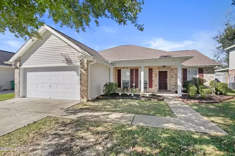 Exterior - 1009 Deborah Dr, Slidell, LA 70461 photo 2 of 4