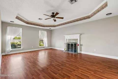 Living - 153 Cottage Dr, Luling, LA 70070 photo 2 of 2