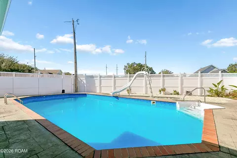 Exterior - 153 Cottage Dr, Luling, LA 70070 photo 4 of 4