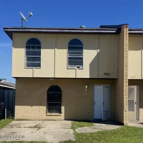 7821 Sun St, New Orleans, LA 70128