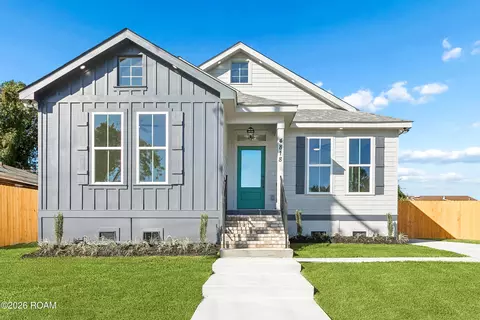 4818 Coronado Dr, New Orleans, LA 70127