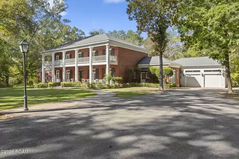 12233 Star Hl, Saint Francisville, LA 70775