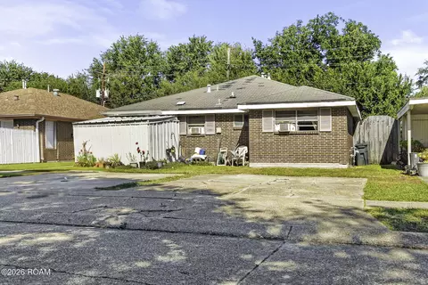 6725 Madewood Dr, Metairie, LA 70003