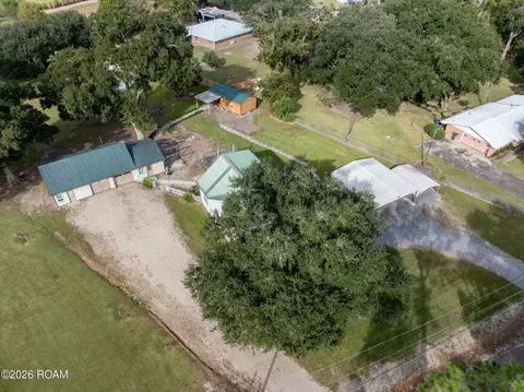 View/Area - 2373 Chitimacha Trl, Baldwin, LA 70514 photo 6 of 7