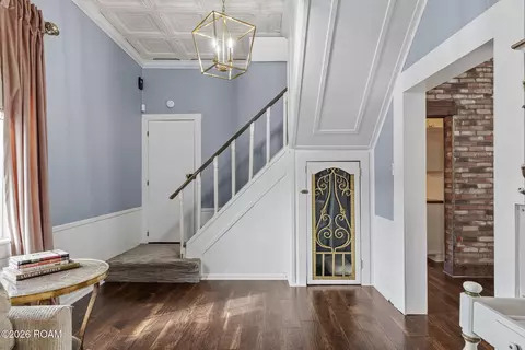 Entry Way - 2373 Chitimacha Trl, Baldwin, LA 70514 photo 2 of 4