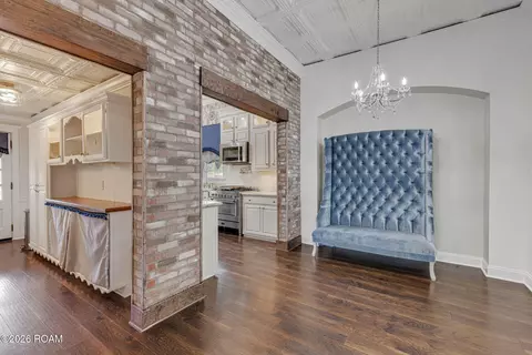 Entry Way - 2373 Chitimacha Trl, Baldwin, LA 70514 photo 3 of 4