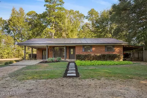 59511 Twin Pines Rd, Bogalusa, LA 70427