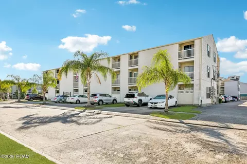 2330 Edenborn Ave #213, Metairie, LA 70001