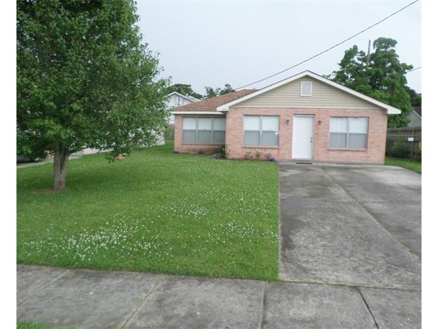 2733 Max Dr, Harvey, LA 70058 photo 1